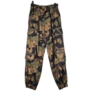 ZARA WOMEN’S CAMOUFLAGE CARGO PARACHUTE PANT – SIZE SMALL – UTILITY STYLE